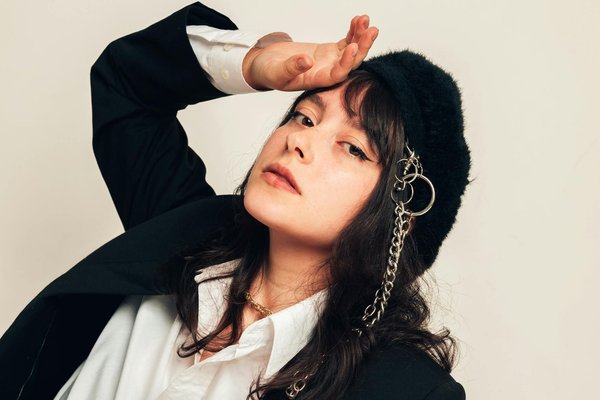 Microblading : des sourcils redéfinis pour un regard captivant