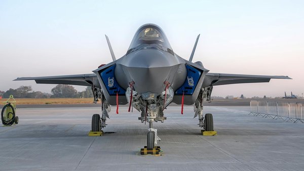 Découvrez le fond de teint anti-oxydant longue tenue parfait : le guide complet pour un teint éclatant !